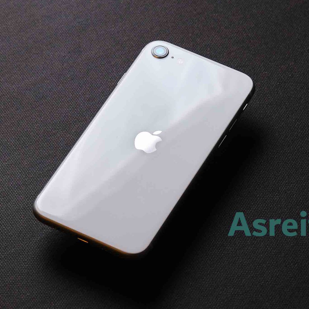 نقد و بررسی آیفون SE 2 (iPhone SE 2020) بهترین گوشی ارزان قیمت SE 2 IPhone SE 2020 1 1024x1024 - نقد و بررسی آیفون SE 2 (iPhone SE 2020) بهترین گوشی ارزان قیمت